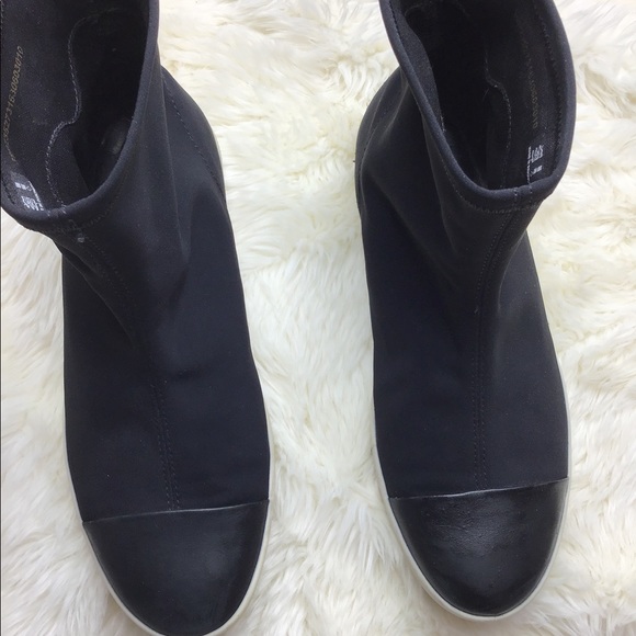 ecco boots size 9